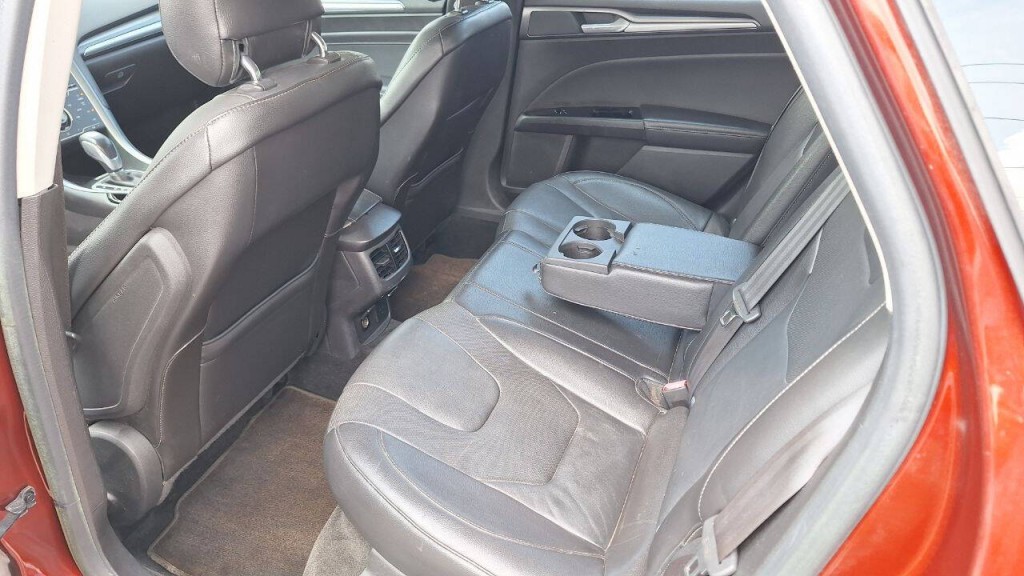 2014 Ford Fusion Image 25