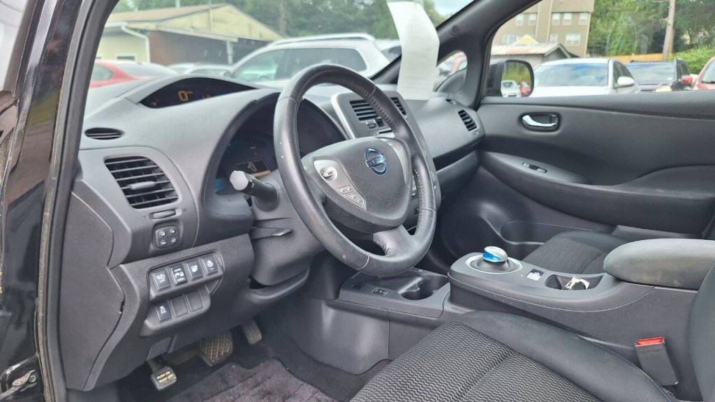 2013 Nissan Leaf Image 8
