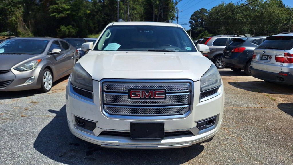 2014 GMC Acadia Image 2