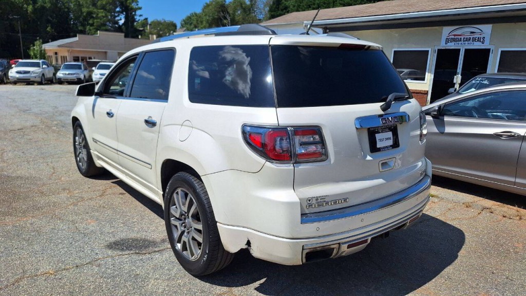 2014 GMC Acadia Image 4