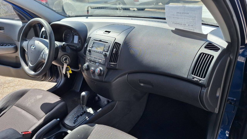 2012 Hyundai Elantra Image 15