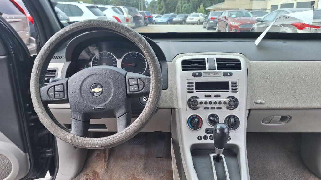 2005 Chevrolet Equinox Image 11