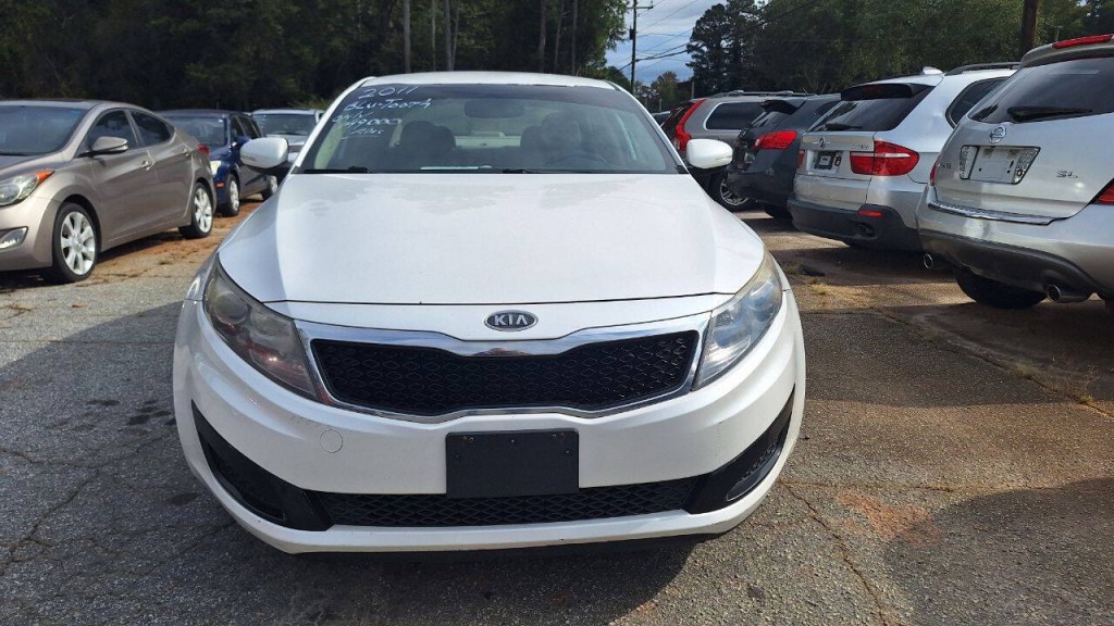 2011 Kia Optima Image 2