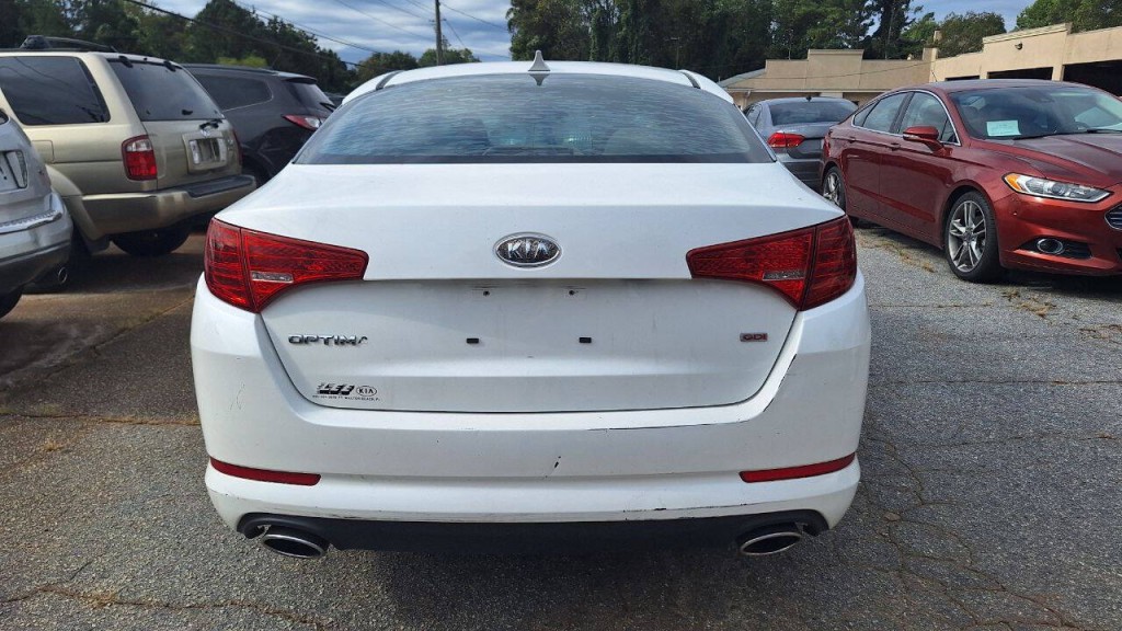 2011 Kia Optima Image 5