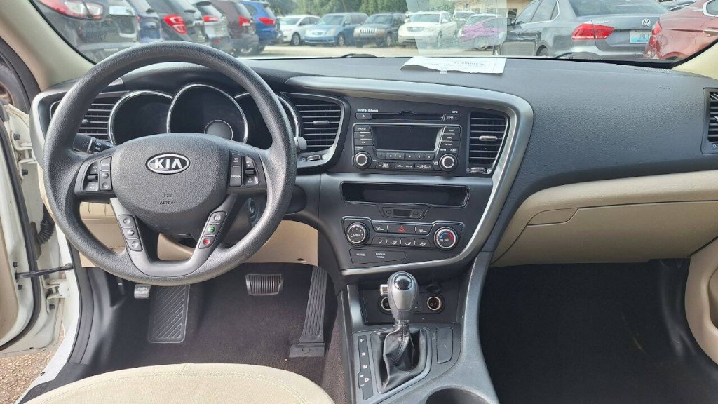 2011 Kia Optima Image 13
