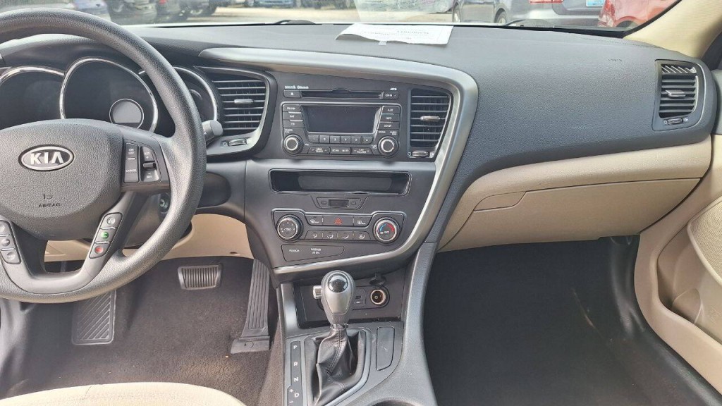 2011 Kia Optima Image 14