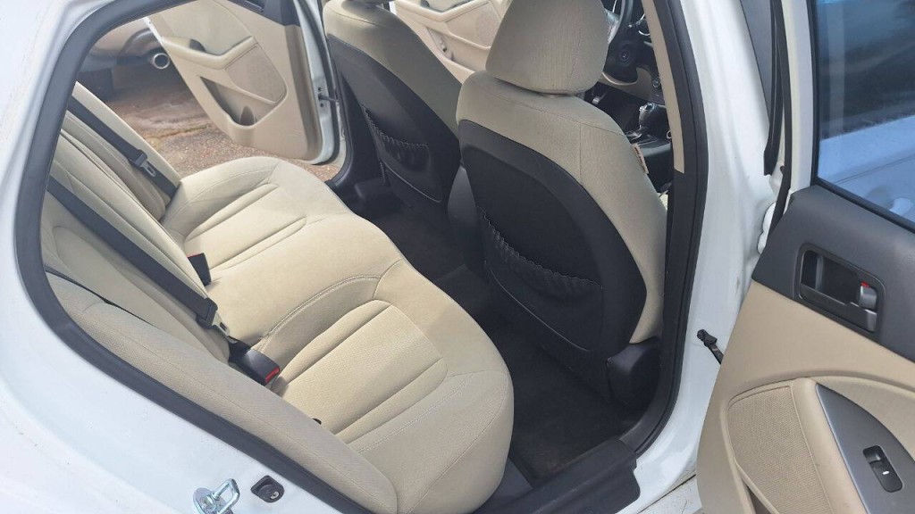 2011 Kia Optima Image 19