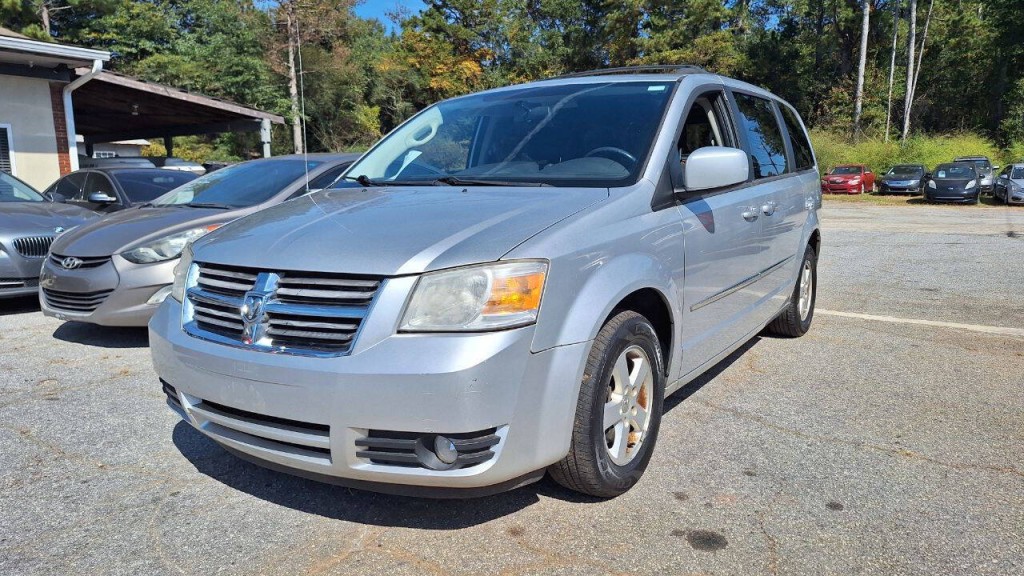2010 Dodge Grand Caravan Image 1