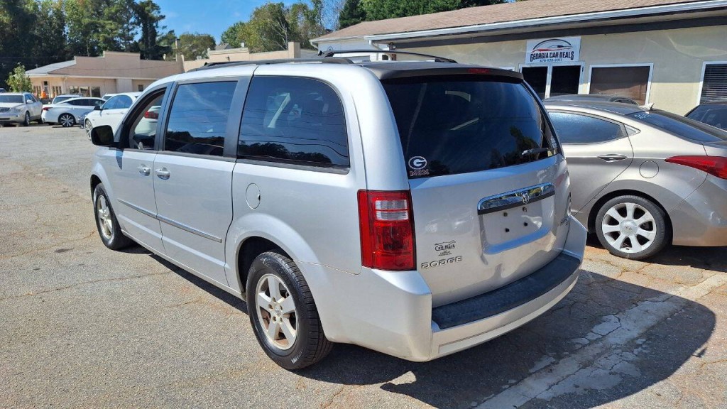 2010 Dodge Grand Caravan Image 4