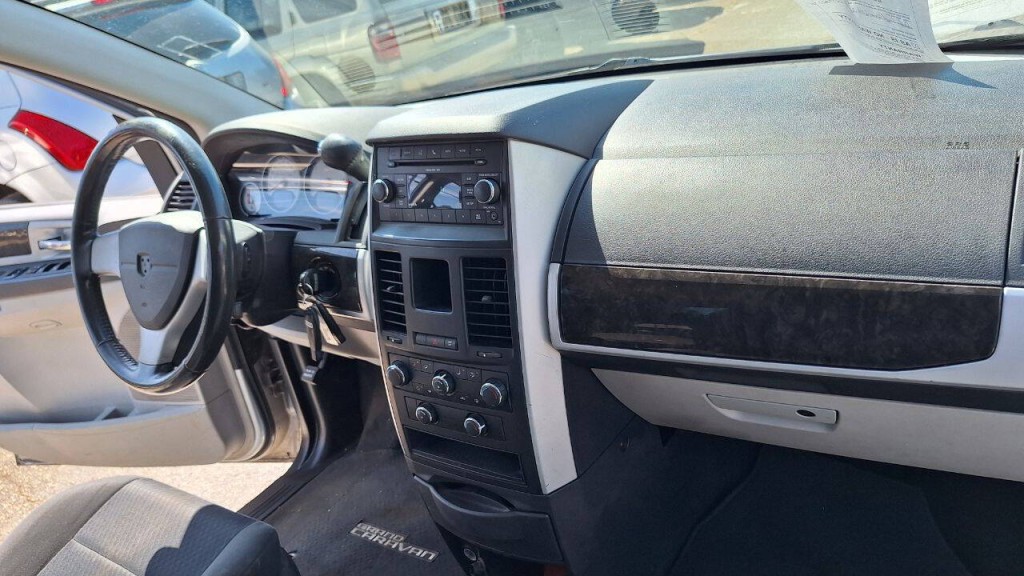 2010 Dodge Grand Caravan Image 18