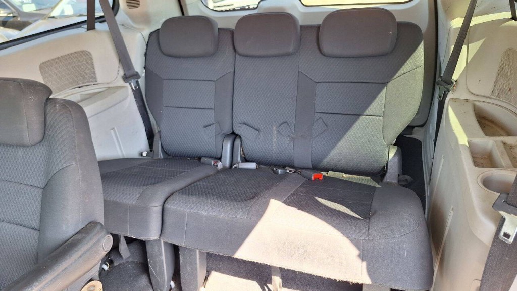 2010 Dodge Grand Caravan Image 22