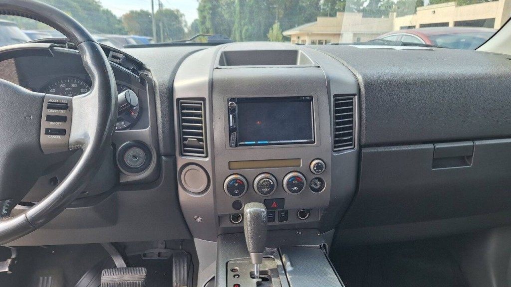 2006 Nissan Armada Image 11