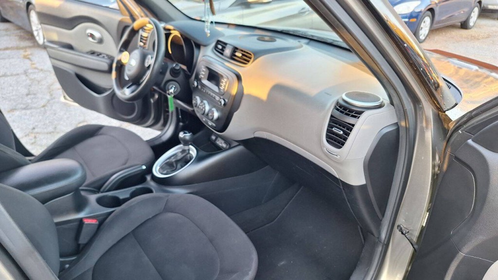2015 Kia Soul Image 17
