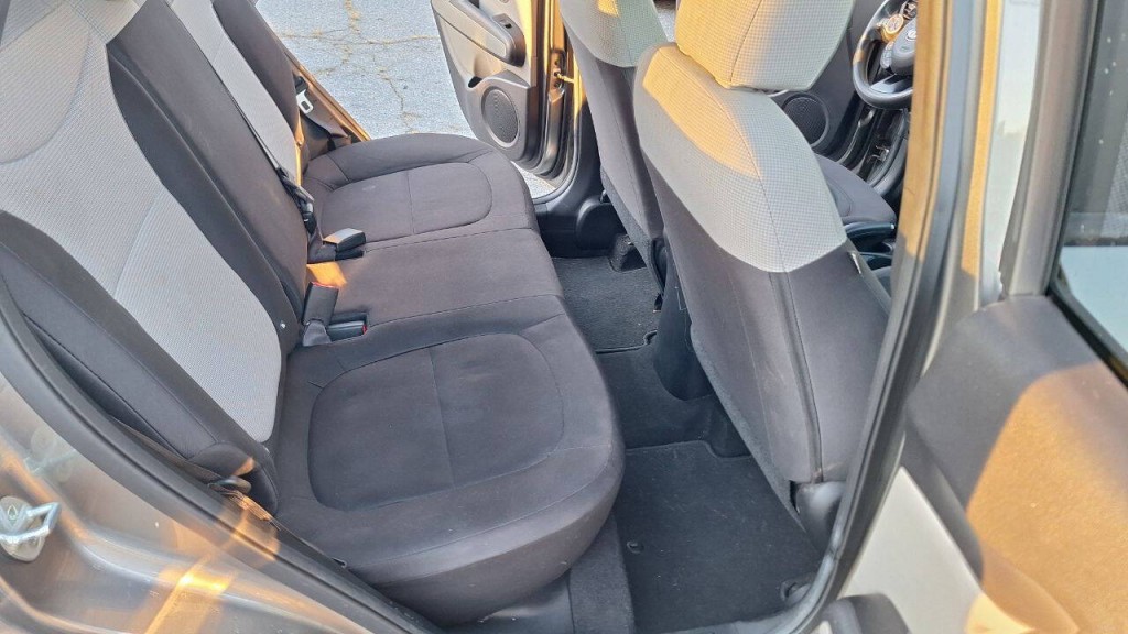 2015 Kia Soul Image 19