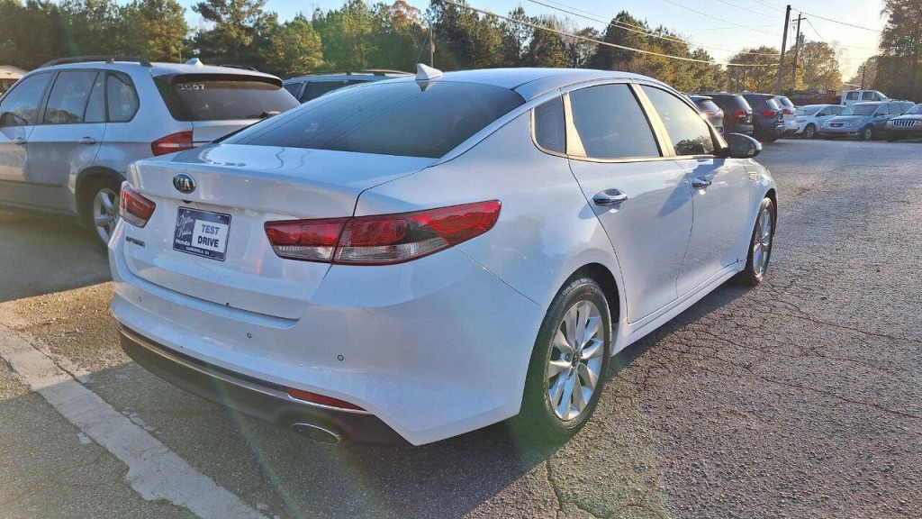 2018 Kia Optima Image 6