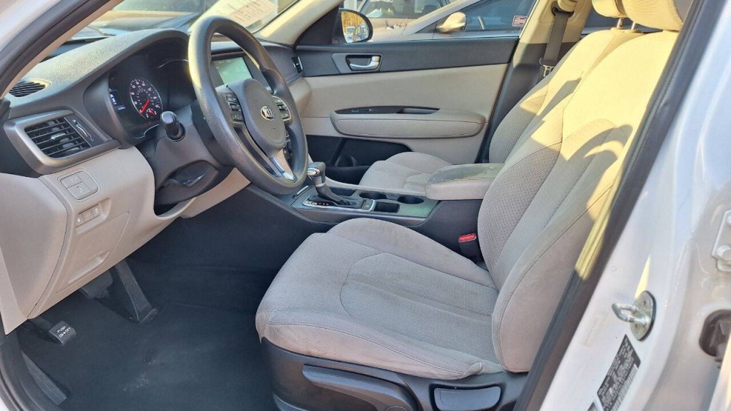 2018 Kia Optima Image 8