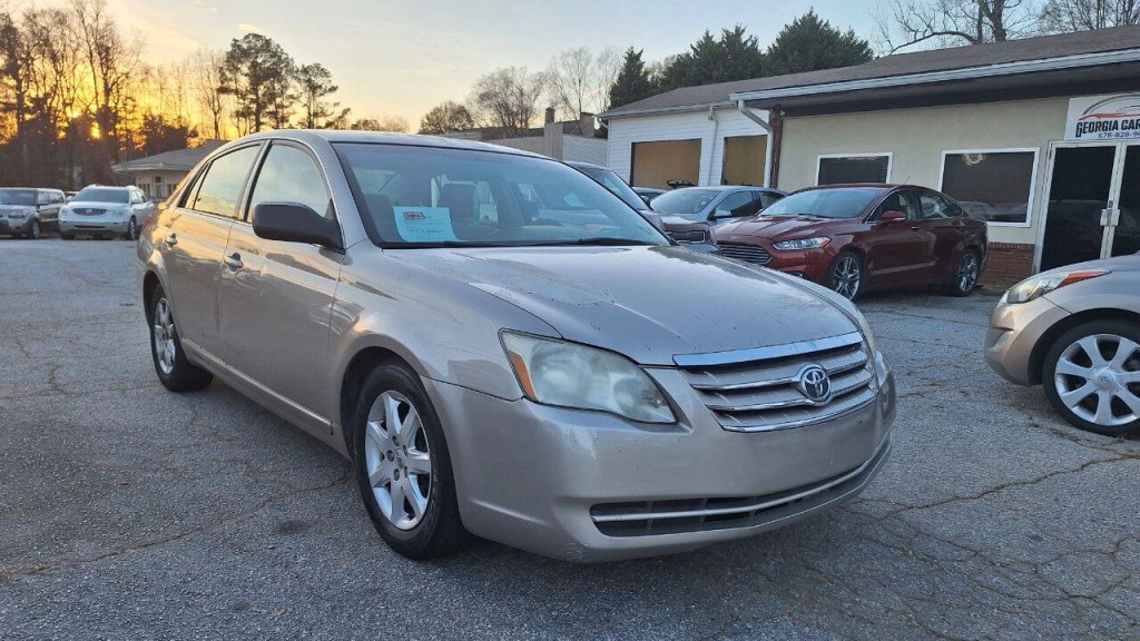 2006 Toyota Avalon Image 1