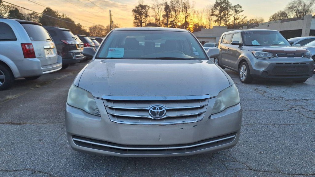 2006 Toyota Avalon Image 2