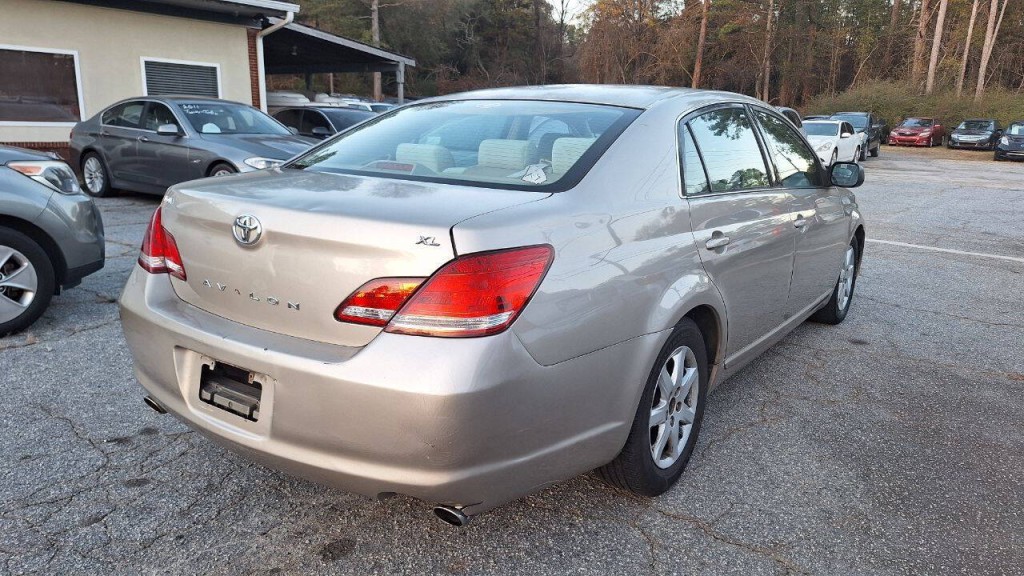 2006 Toyota Avalon Image 4