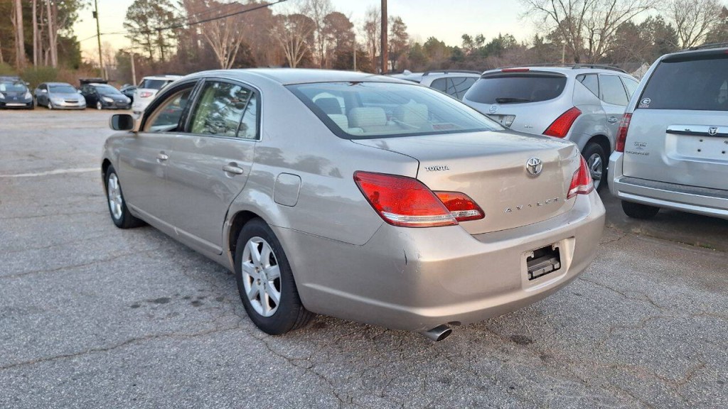 2006 Toyota Avalon Image 6