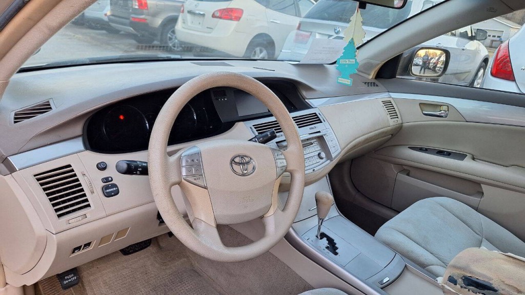 2006 Toyota Avalon Image 8
