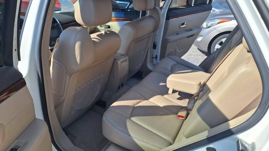 2007 Cadillac SRX Image 21