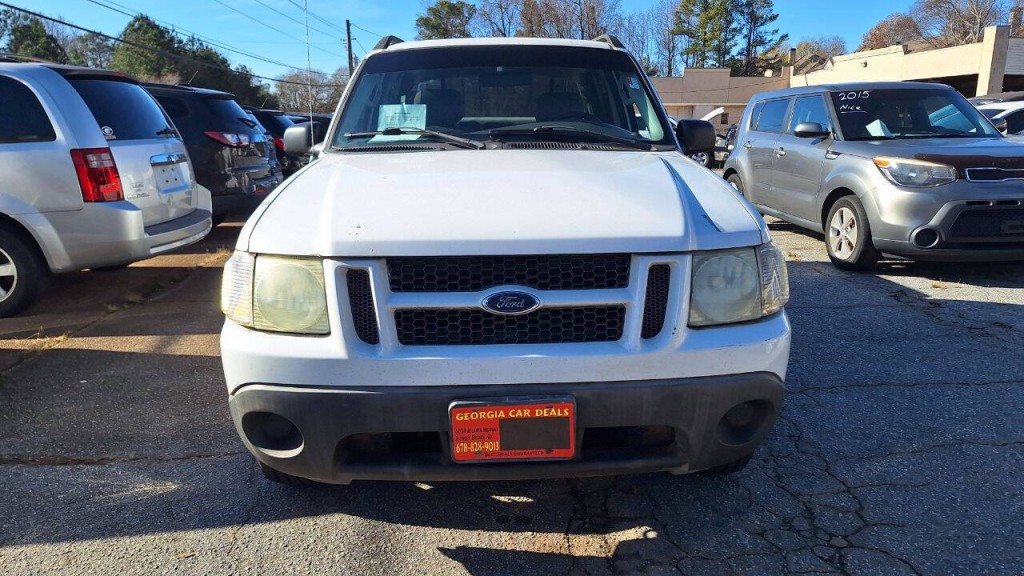 2005 Ford Explorer Image 2
