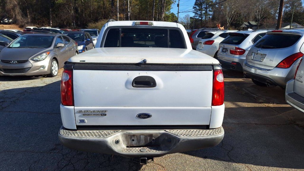 2005 Ford Explorer Image 5