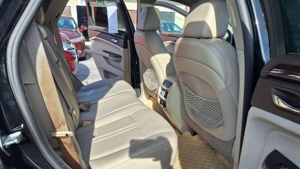 2016 Cadillac SRX Image 23