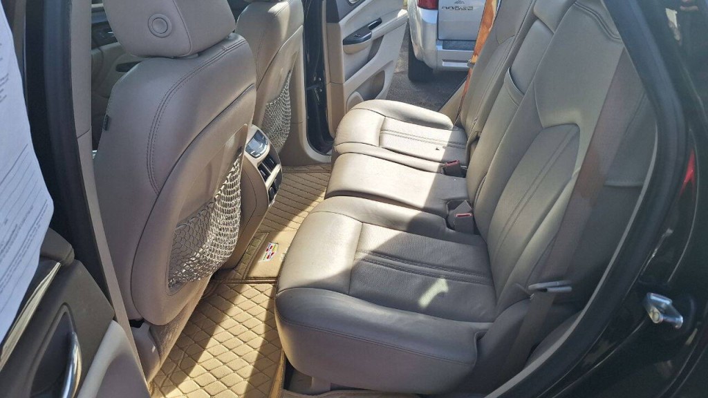 2016 Cadillac SRX Image 25