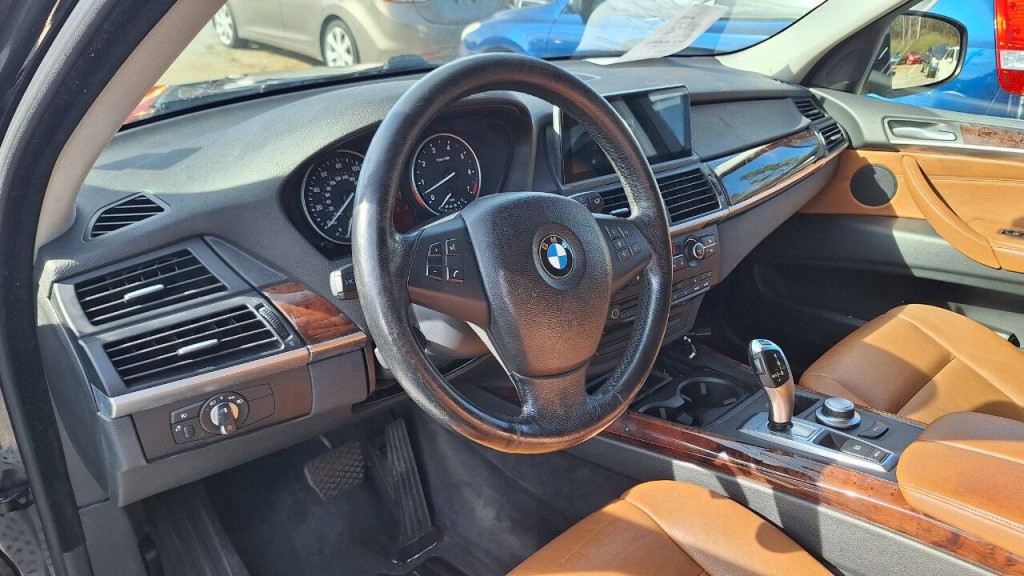 2008 BMW X5 Image 11