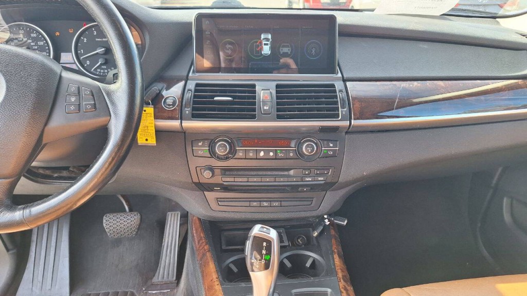 2008 BMW X5 Image 17