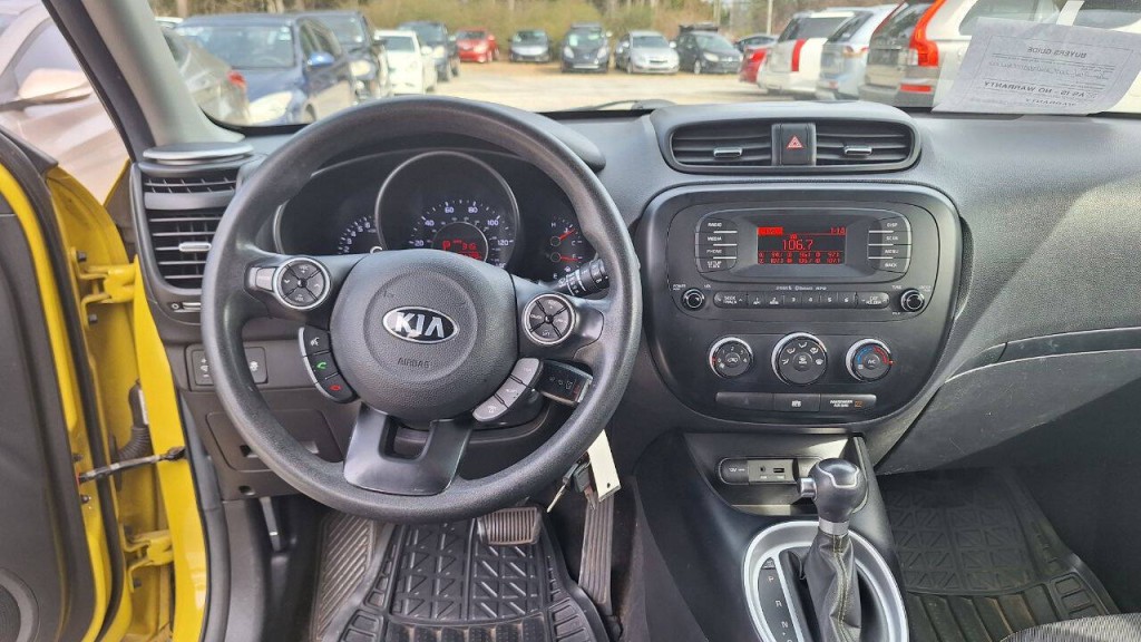 2014 Kia Soul Image 16