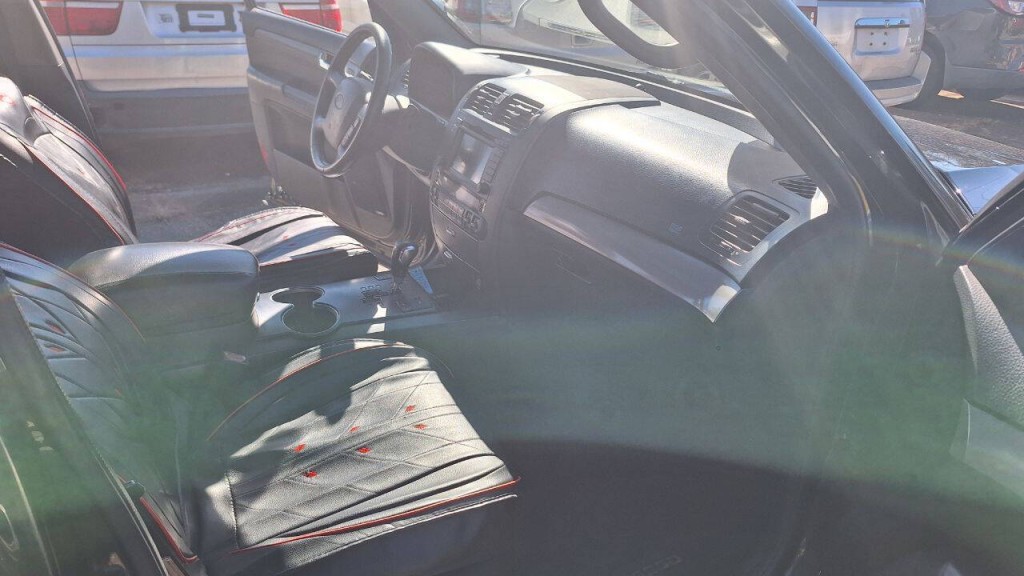 2009 Kia Borrego Image 15