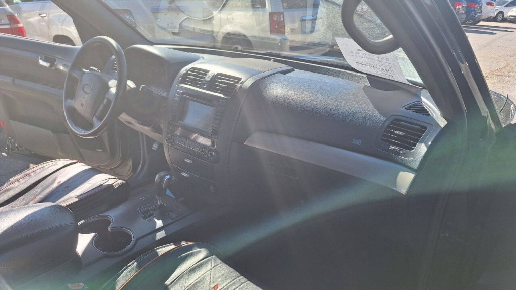 2009 Kia Borrego Image 16