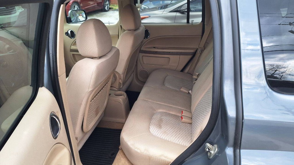 2009 Chevrolet HHR Image 15