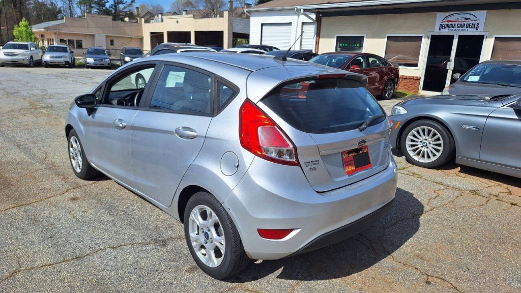 2016 Ford Fiesta Image 4