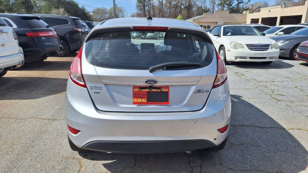 2016 Ford Fiesta Image 5