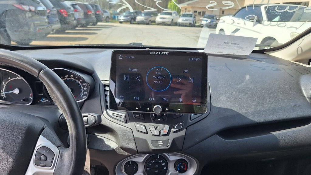 2016 Ford Fiesta Image 14