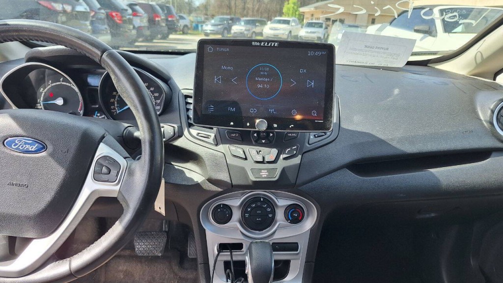2016 Ford Fiesta Image 15