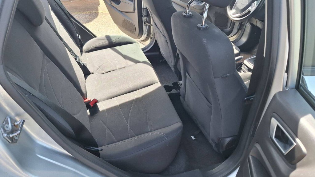 2016 Ford Fiesta Image 20
