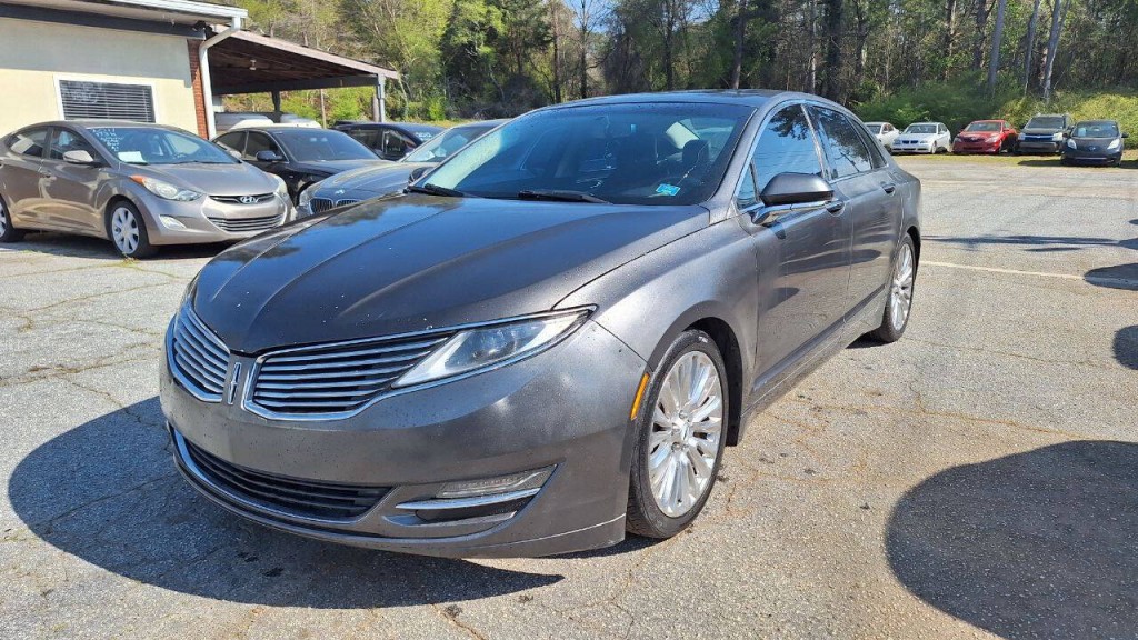 2016 Lincoln MKZ Image 3