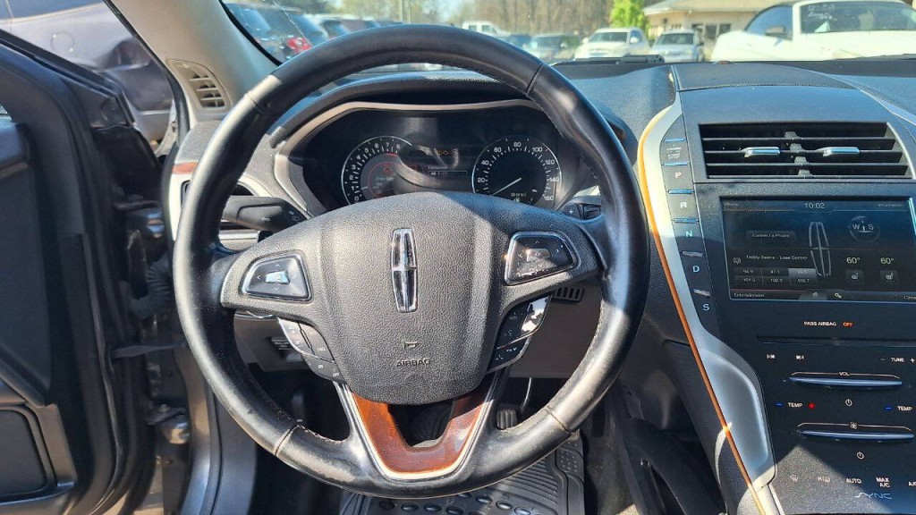 2016 Lincoln MKZ Image 15