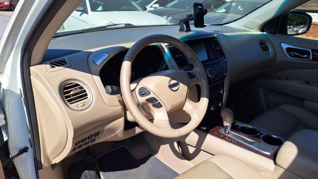 2014 Nissan Pathfinder Image 10