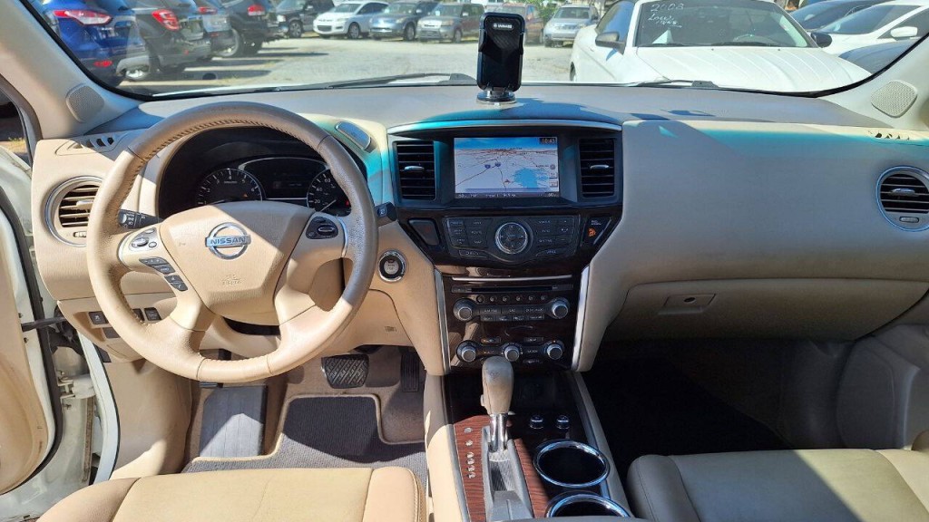 2014 Nissan Pathfinder Image 14
