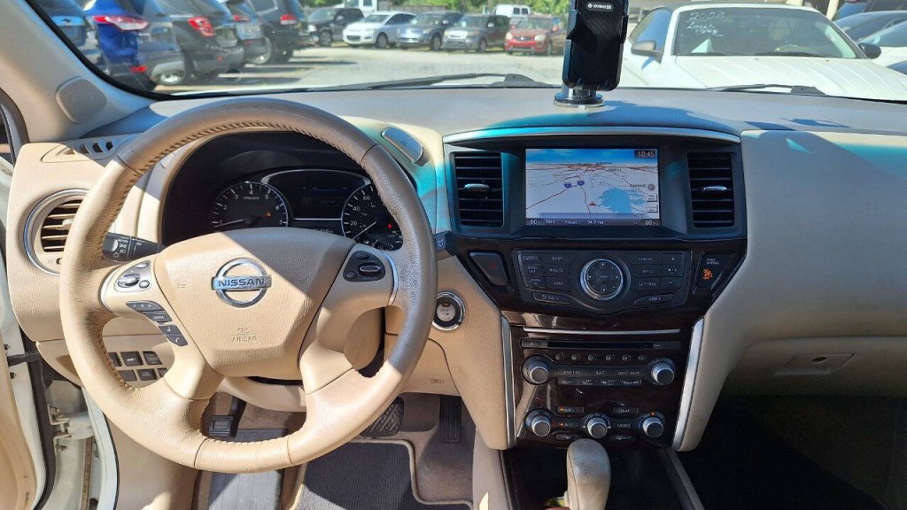 2014 Nissan Pathfinder Image 15