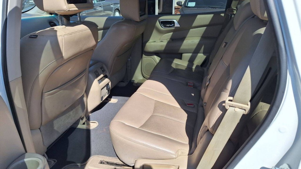 2014 Nissan Pathfinder Image 20