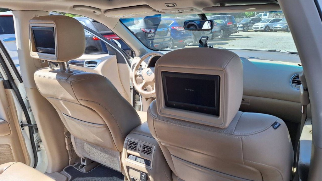 2014 Nissan Pathfinder Image 26