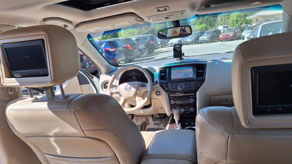 2014 Nissan Pathfinder Image 29