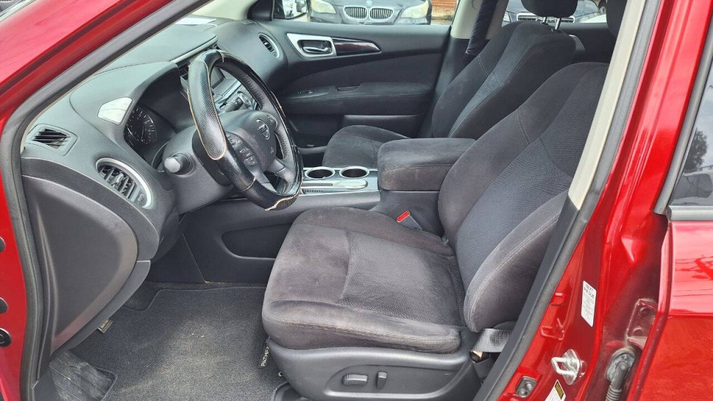 2014 Nissan Pathfinder Image 7